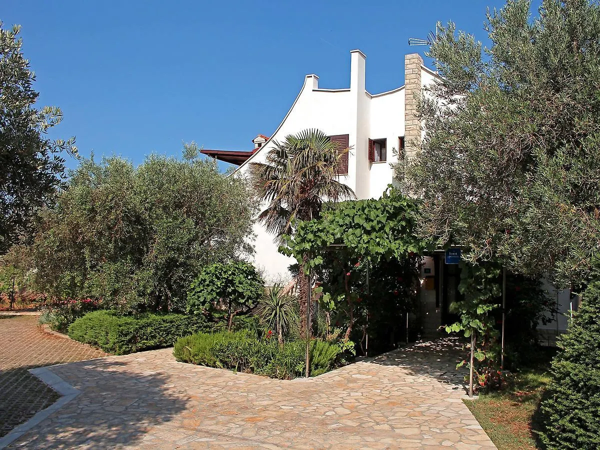 Apartment In Vir/Insel Vir 7483