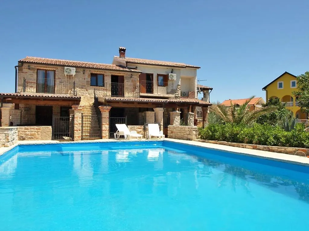 Apartment In Vir/Insel Vir 7483 0*,  Hırvatistan