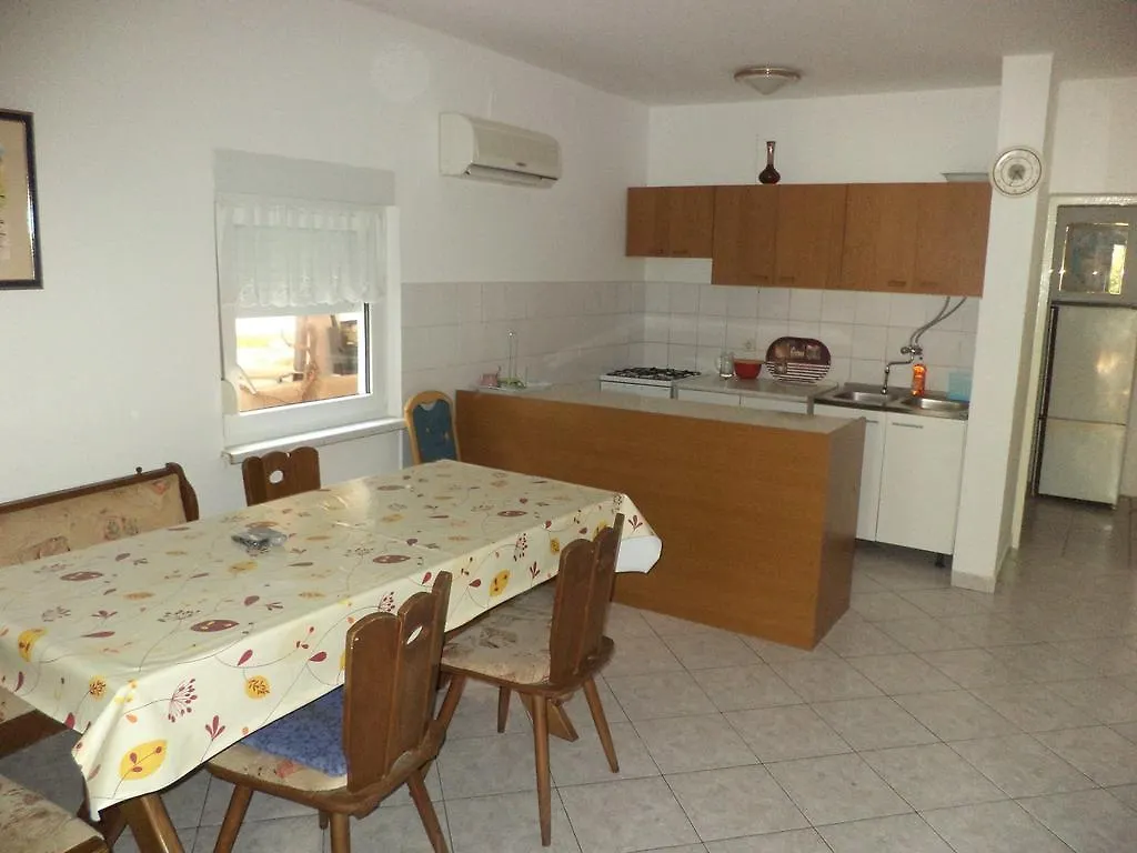 Apartment In Vir/Insel Vir 7483